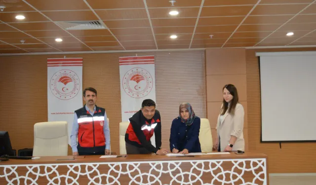 Kütahya’da hak sahipleri ile sözleşmeler imzalandı
