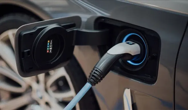 Türkiye’de elektrikli otomobil sayısı 245 bini geçti