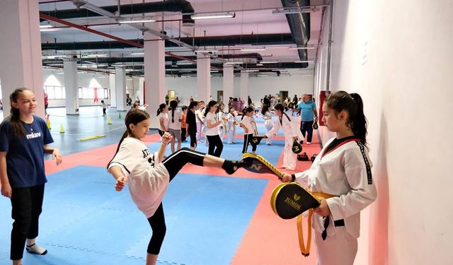 Kütahya Tavşanlı'da yaz kurslarına yoğun ilgi