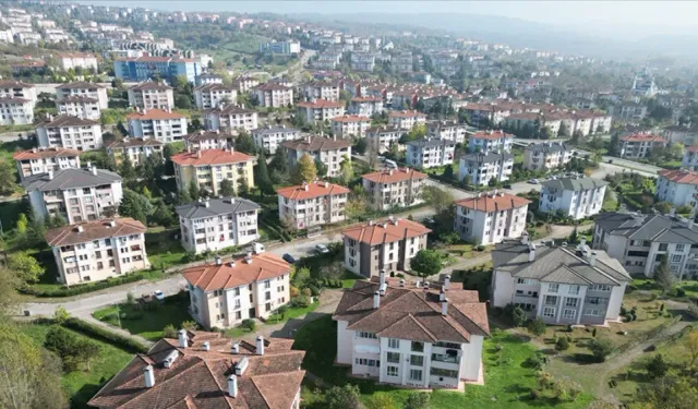 Kütahya Tavşanlı’da 466 metrekare arsa üzerindeki bina mahkemeden satılık