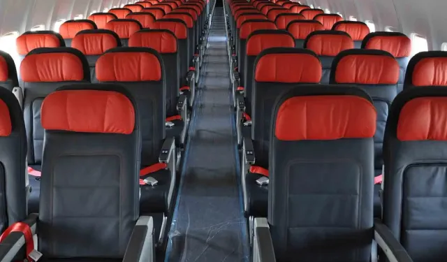 Uçaklarda yeni dönem: "Yan koltuğu boş bırak"