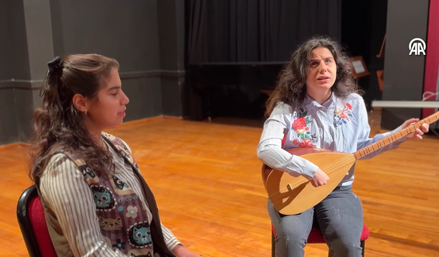 Görme engelli öğrenciler sanatla engelleri aşıyor