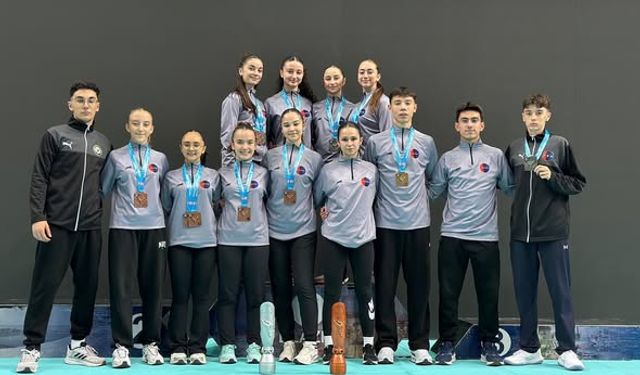 Elazığ’da Kütahya Tavşanlı'lı karateciler madalya aldı