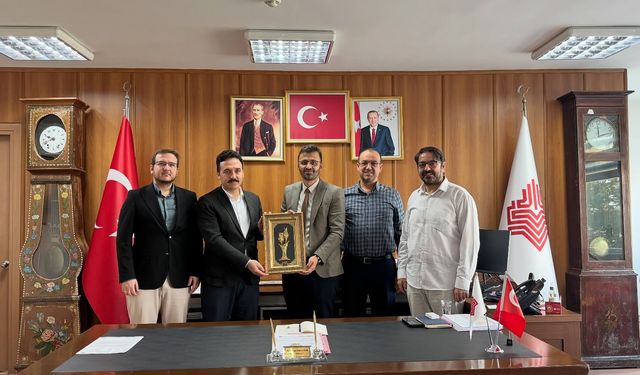 Hayat Vakfı’ndan Kütahya Vakıflar Bölge Müdürlüğü’ne ziyaret