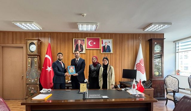 Suriyeli Öğrenciler Birliği’nden Kütahya Vakıflar Bölge Müdürü’ne ziyaret