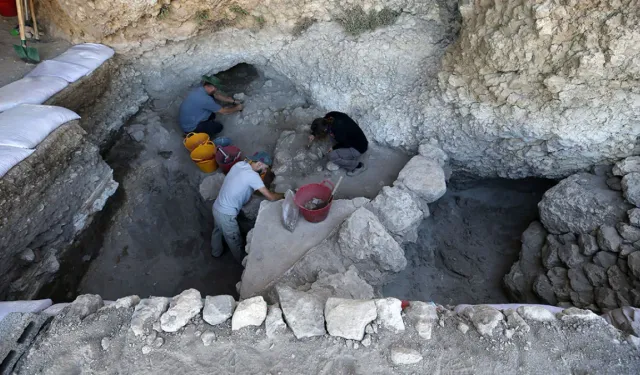 Bitlis’teki Delikli Mağara’da 8 bin yıllık yaşam izleri bulundu
