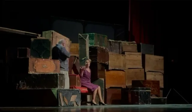 Bursa’da “cimri” tiyatro oyunu sanatseverlerle buluştu