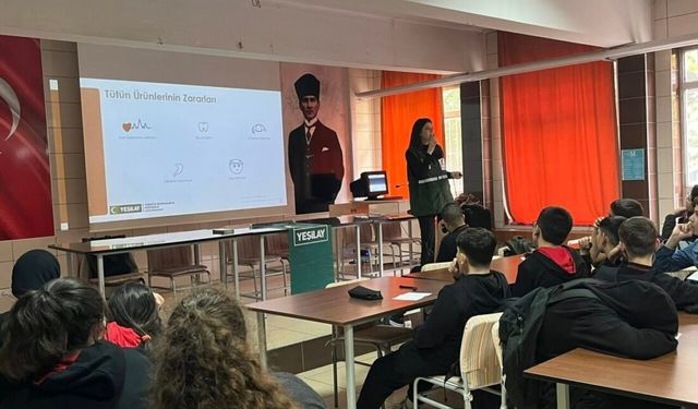 Denizli okullarında bağımlılıkla mücadele seminerleri sürüyor