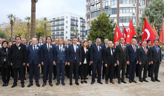 Denizli’de 24 Kasım Öğretmenler Günü kutlandı