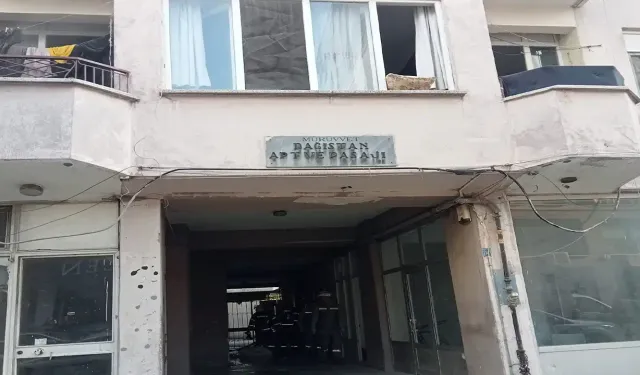 Denizli’de iş hanında çıkan yangında 21 kişi kurtarıldı