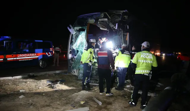 Denizli’de otobüs kazasında 1 kişi hayatını kaybetti