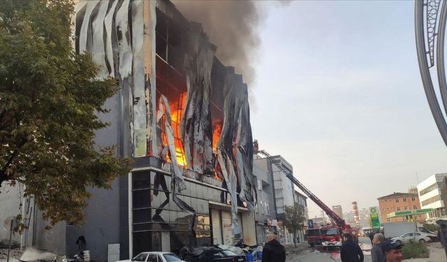 Kocaeli’de kozmetik fabrikasında yangın: 6 ölü, 1 yaralı