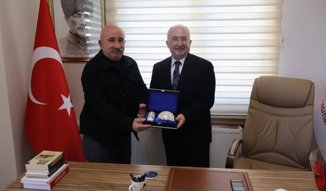 Kütahya Dumlupınar’da İlçe Milli Eğitim Müdürü'ne ziyaret