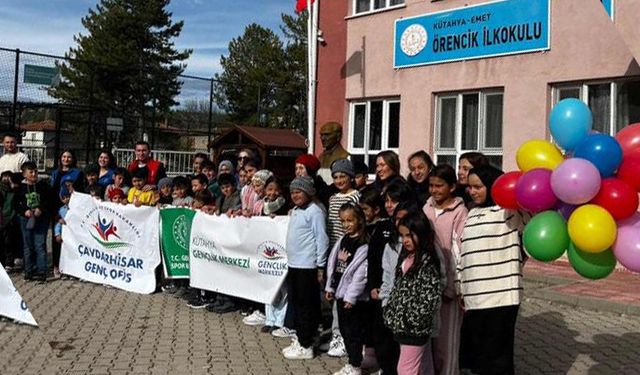 Kütahya Emet’te okullar “Güz festivali”nde buluştu