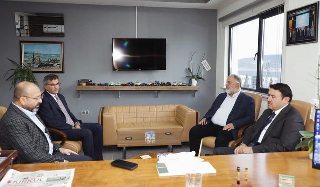 Kütahya Valisinden Eskioğlu ailesine taziye ziyareti