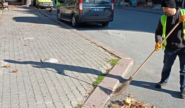 Kütahya’da mahalle ortak alanlarda temizlik