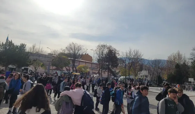 Kütahya’da öğrencilerden “Filistin” kermesi