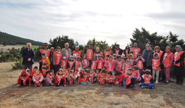 Kütahya’da ZEKA, 2 bin fidanı toprakla buluşturdu