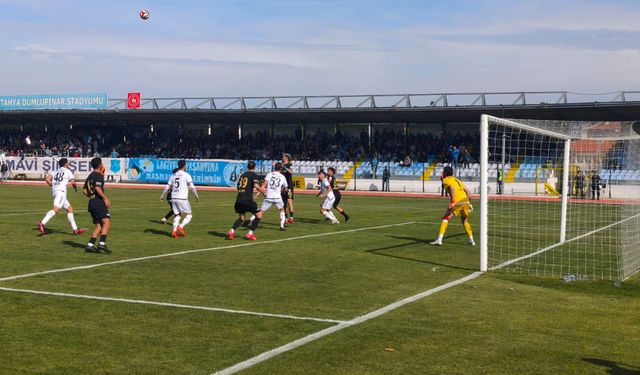 Kütahyaspor soyunma odasına önde girdi