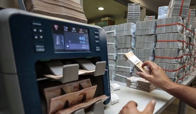 Milyonlarca vatandaşa müjde! Hazine destekli krediler rekabete açıldı