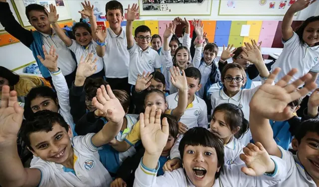 Öğrenciler 9 günlük ara tatile giriyor