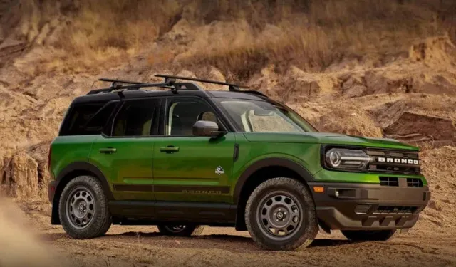 Ford, yeni kompakt Bronco SUV modelini tanıttı