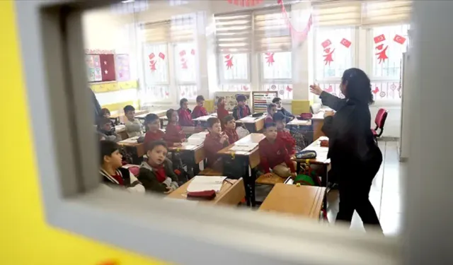 İlkokula başlama yaşının 72 aya çıkarılması planlanıyor