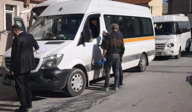 Kütahya’da okul servis minibüsleri denetleniyor