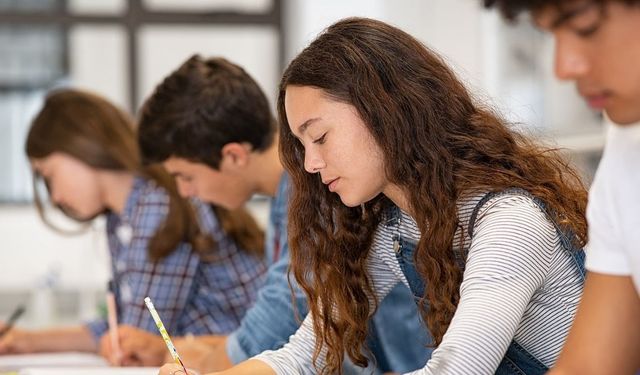 MEB'den yeni LGS ve YKS kararı! Sınav sistemi değişti