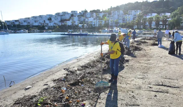 Muğla’da sağanak sonrası atık temizliği yapıldı
