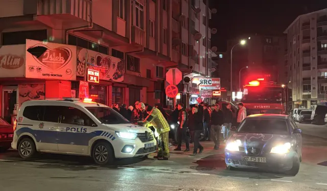 Afyonkarahisar'da apartman dairesinde yangın