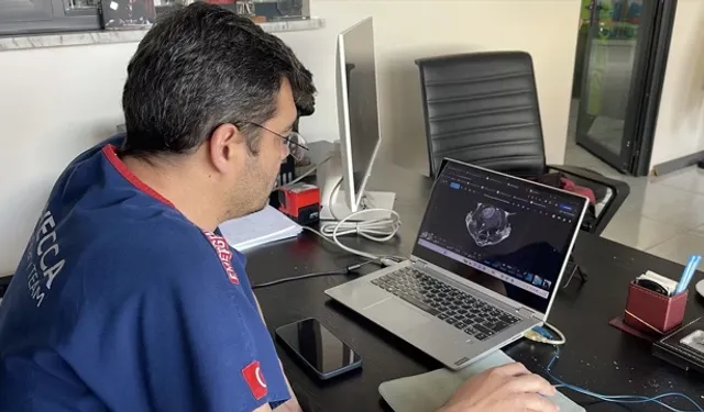 Balıkesir’de 15 yaşındaki kedinin beyninden dev tümör çıkarıldı