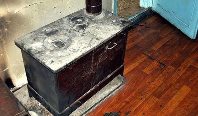 Denizli'de soba zehirlenmesi, kadın hayatını kaybetti