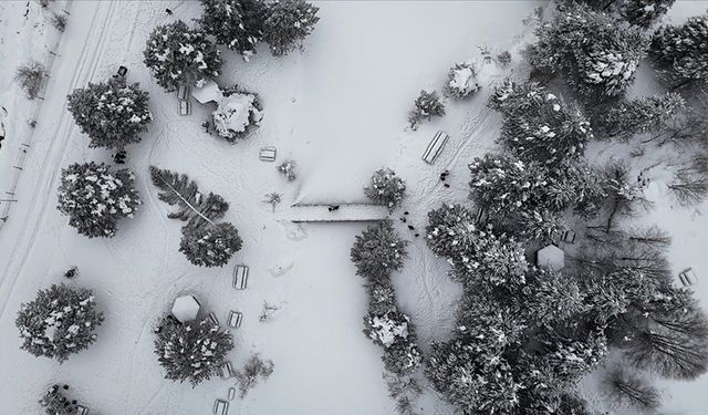 Kütahya Domaniç Dağları'nda yarıyıl tatili yoğunluğu yaşanıyor