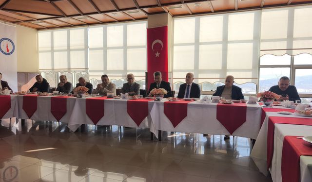 Kütahya DPÜ Rektörü Kızıltoprak gazetecilerle buluştu