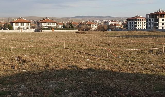 Kütahya İcra Dairesi’nden merkezde “icralık” arsa