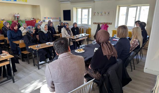 Kütahya Altıntaş'ta "Eğitime Destek Aile Buluşması"