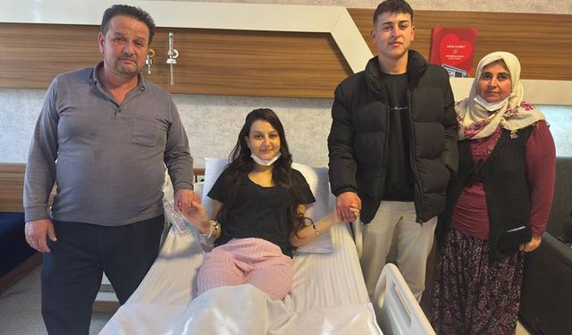Mantar zehirlenmesi yaşayan genç kız, kadavradan yapılan karaciğer nakliyle hayata tutundu