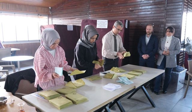 Tavşanlı Belediye Başkanı Marangozlar Odası seçiminde