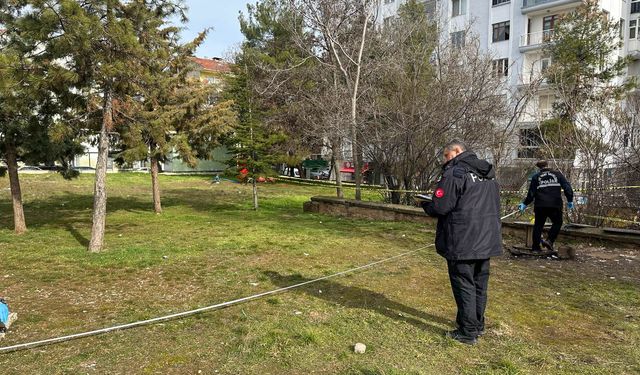 Uşak’ta Millet Bahçesi’nde bir kişi ölü bulundu