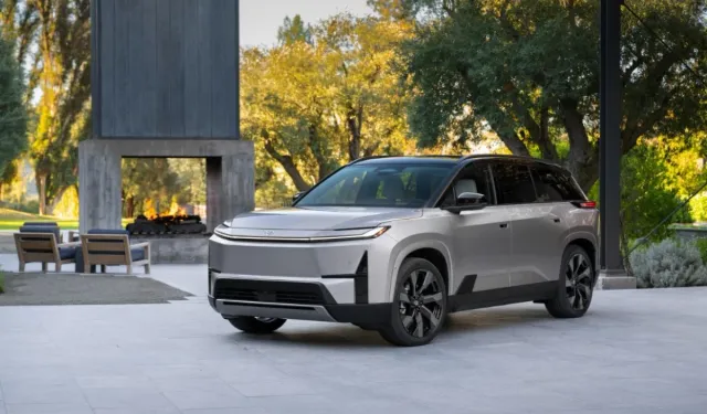 2027 Toyota Highlander tanıtıldı artık tamamen elektrikli