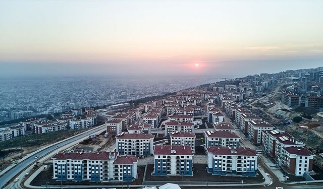 Deprem bölgesine 3 yılda 3,6 trilyon liralık kamu yatırımı