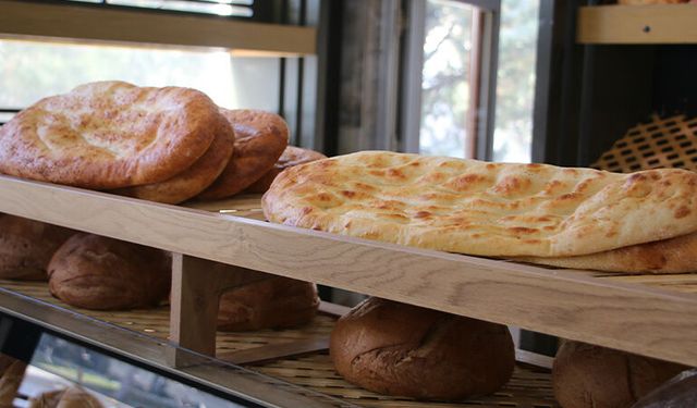 Kütahya’da bir belediyede simitten ucuza pide satılacak