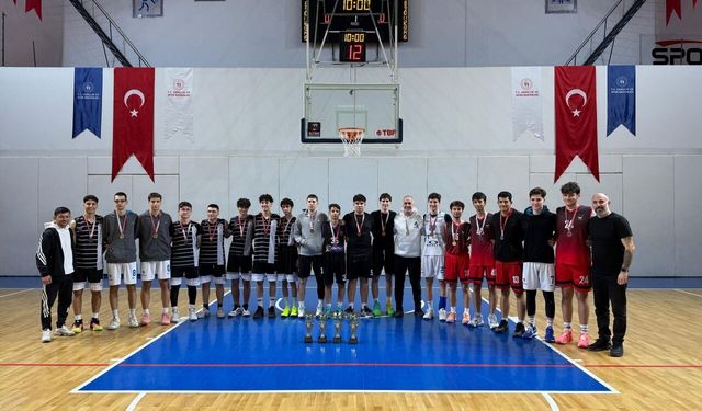 Kütahya’da 3x3 basketbolun şampiyonları belli oldu