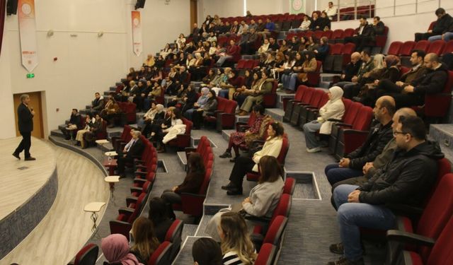 Kütahya’da rehber öğretmenler LGS sürecini ele aldı