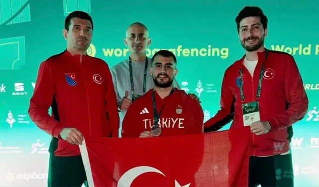 Hakan Akkaya Dünya Kupası’nda gümüş madalya kazandı