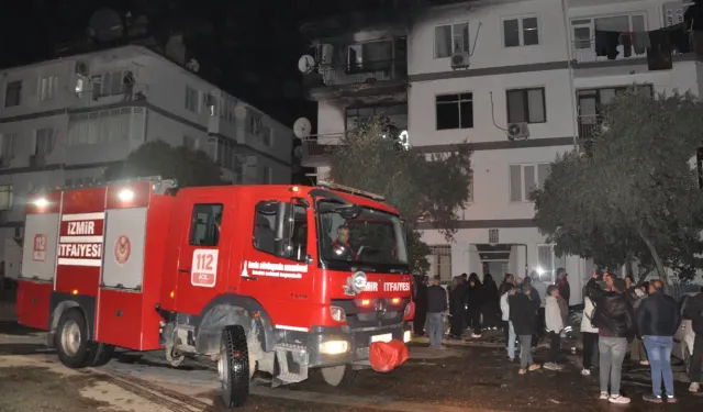 İzmir’de ev yangını iki dairede hasara neden oldu