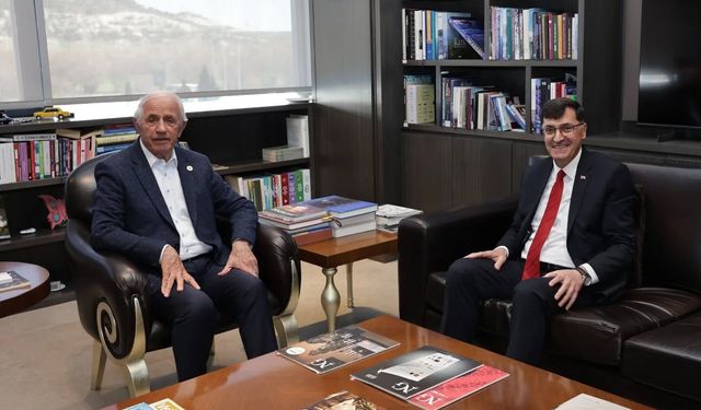 Kütahya Belediye Başkanı Kahveci sanayi temsilcileriyle görüştü