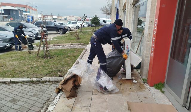 Kütahya Çiniciler Çarşısı’nda bayram sonrası temizlik