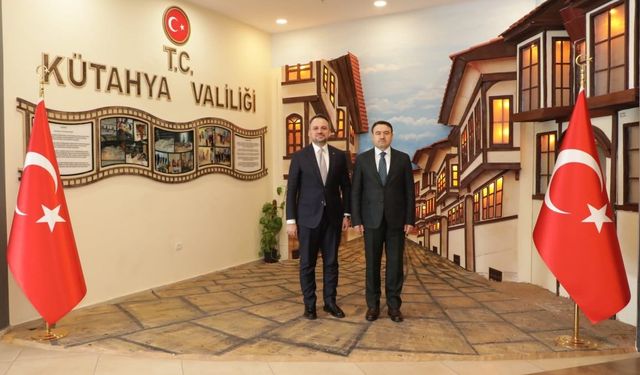 Kütahya Gençlik ve Spor heyetinden Vali Işın’a ziyaret
